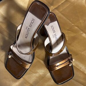 Louis Vuitton Elegant Gold and Brown Heels